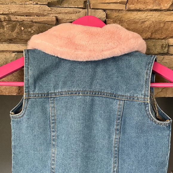 Mud Pie Faux Fur Collar Sparkle Denim Vest Rhinestone Party Glam Blue Pink 4T-5T - Picture 5 of 8